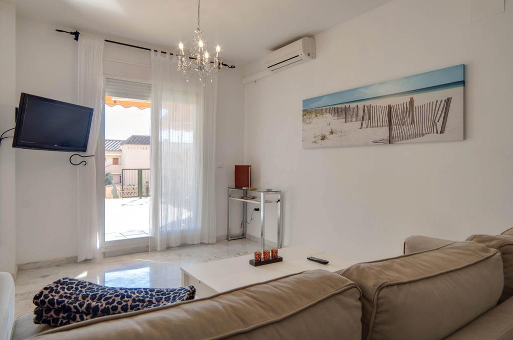 Apartmán Apartamento Alta Loma With Bbq, Sea Views, Pool, Wifi Sleeps 6 Fuengirola Exteriér fotografie