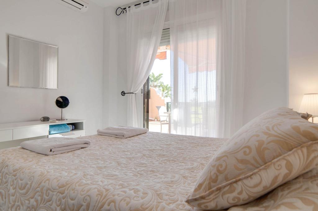 Apartmán Apartamento Alta Loma With Bbq, Sea Views, Pool, Wifi Sleeps 6 Fuengirola Exteriér fotografie